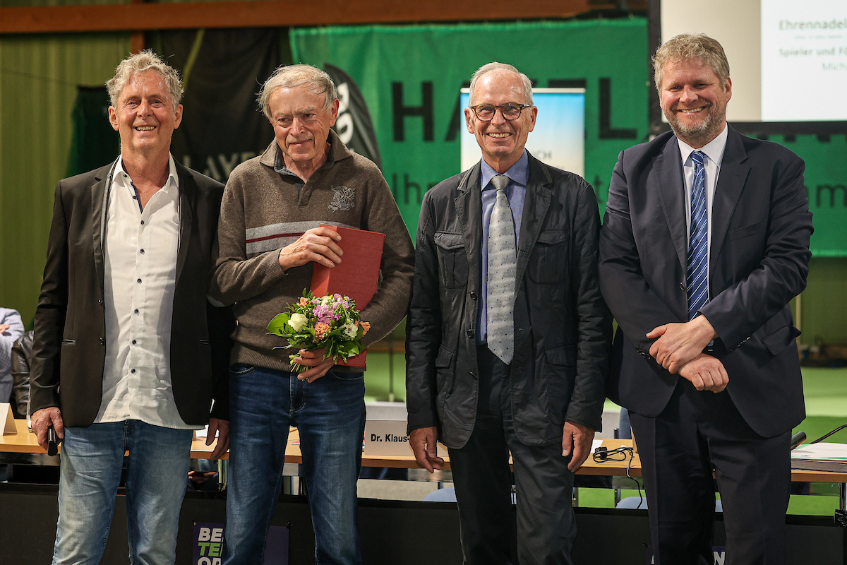 JVH 2025 Ehrennadel gold Buchmann